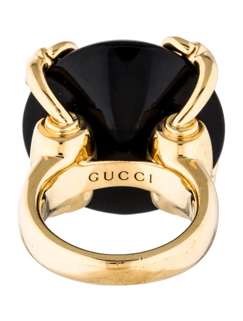 gucci 18k horsebit cocktail ring